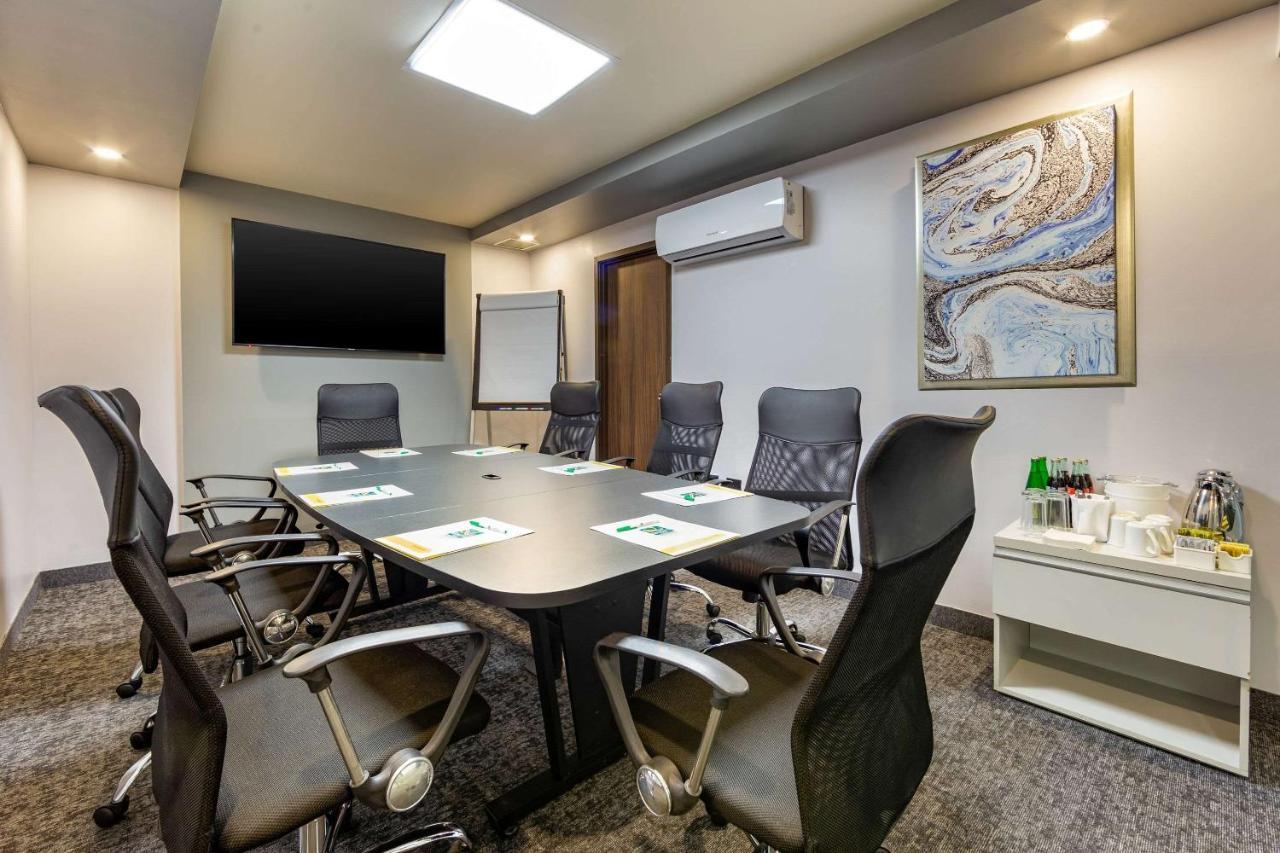 Quality Inn Chihuahua San Francisco Екстериор снимка